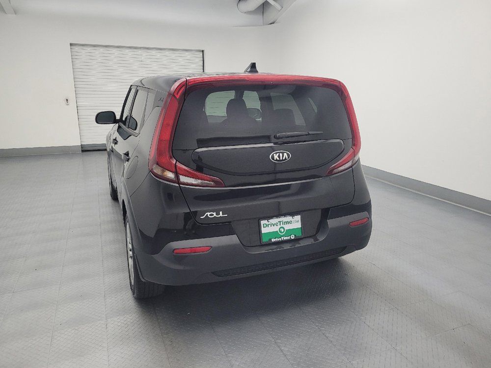 Used 2020 Kia Soul LX FWD image 6