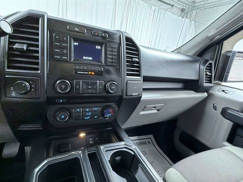 Used 2015 Ford F150 XL w/ Equipment Group 101A Mid AWD/4WD image 23