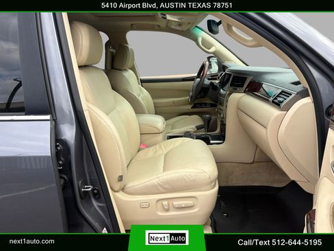 Used 2013 Lexus LX 570 4WD image 32