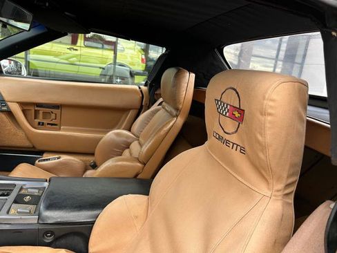 Used 1990 Chevrolet Corvette Convertible image 11