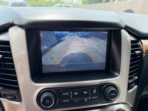 Used 2016 GMC Yukon XL Denali w/ Open Road Package AWD/4WD image 43