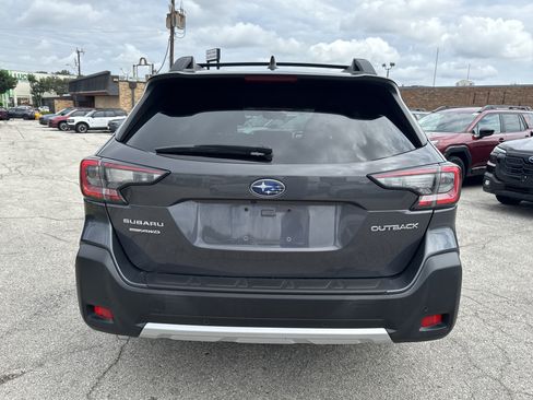 Certified 2023 Subaru Outback Limited AWD/4WD image 4