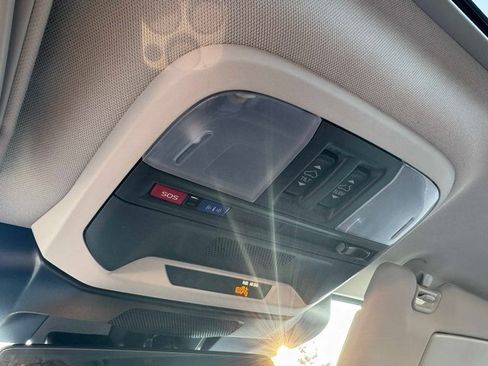 Used 2025 Subaru Crosstrek 2.5i Limited image 37