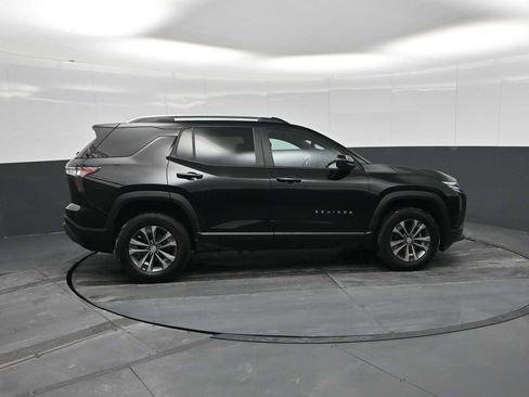 Used 2025 Chevrolet Equinox LT w/ Convenience Package II image 9