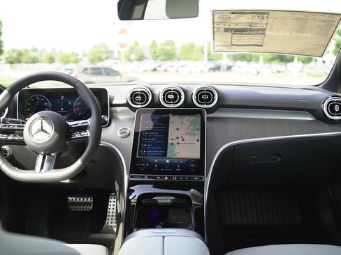 New 2025 Mercedes-Benz C 300 4MATIC Sedan image 24