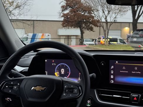 Used 2025 Chevrolet TrailBlazer LT image 34