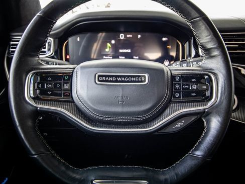 Used 2022 Jeep Grand Wagoneer Series II image 29