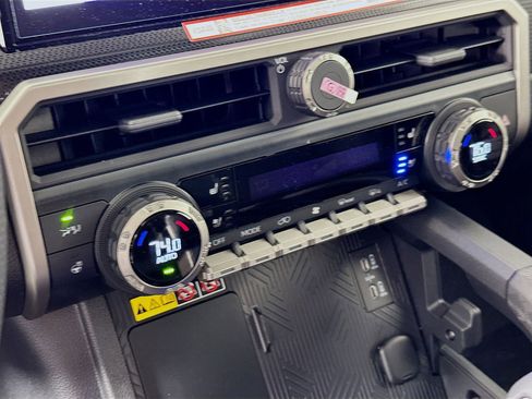 New 2026 Toyota 4Runner Limited AWD/4WD image 16