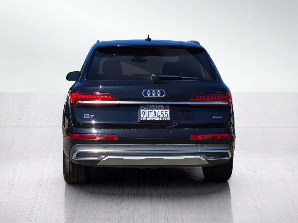 Used 2023 Audi Q7 3.0T Premium Plus w/ Premium Plus Package AWD/4WD image 6