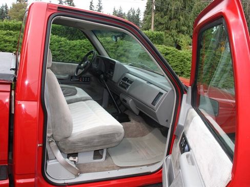 Used 1993 Chevrolet Silverado 1500 2WD Regular Cab image 13