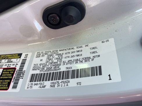 Used 2025 Toyota Tundra SR5 image 10