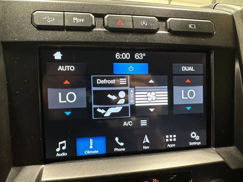 Used 2017 Ford F150 Raptor w/ Equipment Group 802A Luxury image 40