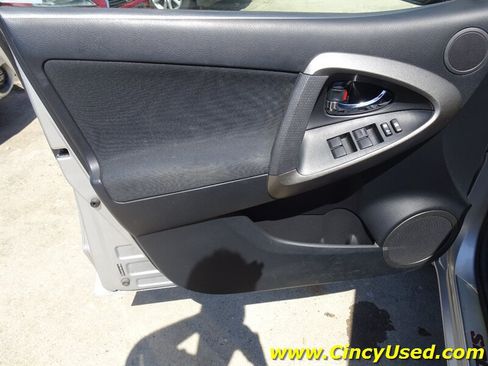 Used 2009 Toyota RAV4 Sport AWD/4WD image 28
