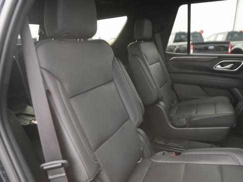 Used 2021 Chevrolet Tahoe LT w/ LT Signature Package image 19