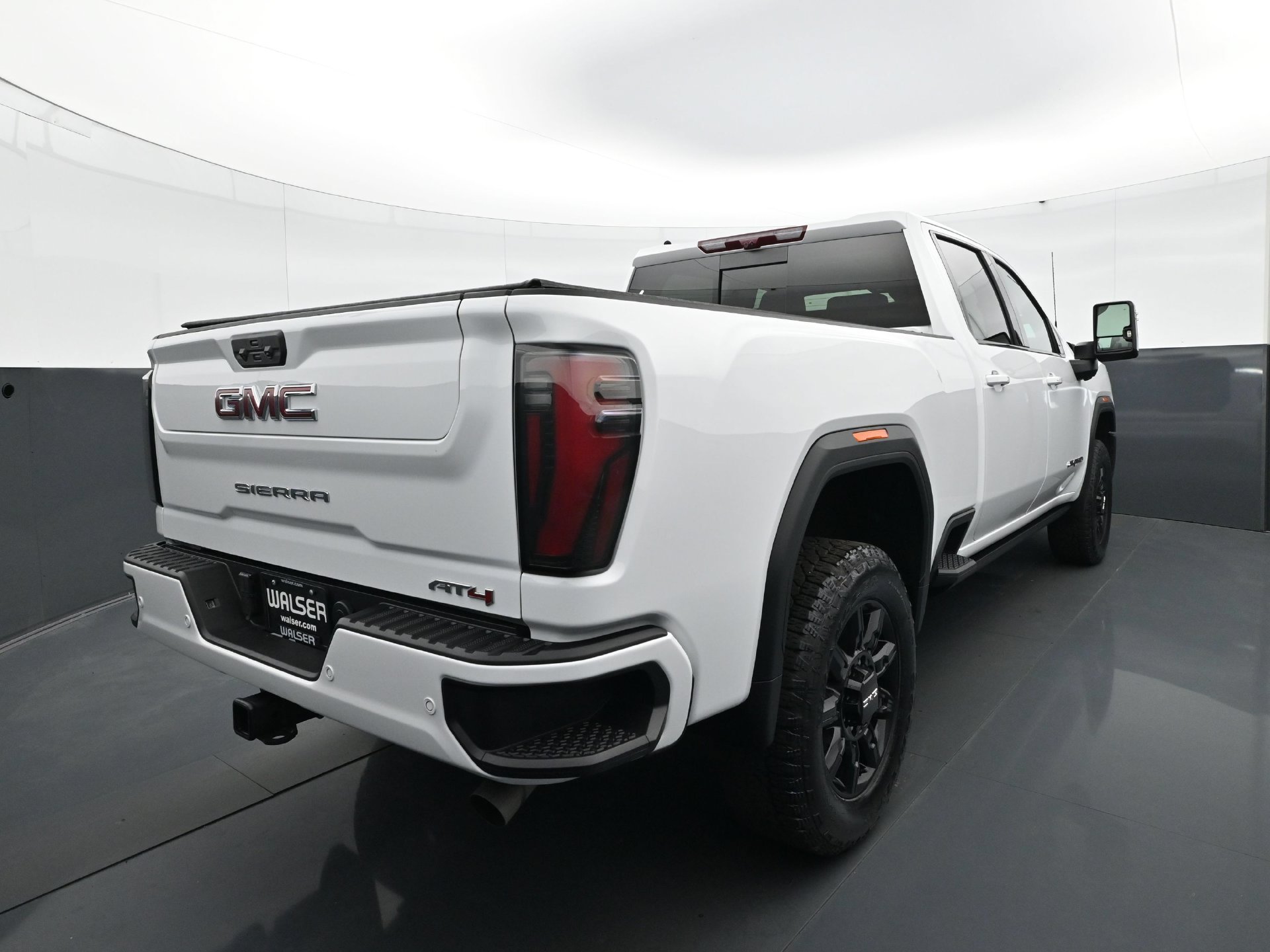 Used 2026 GMC Sierra 3500 AT4 w/ AT4 Premium Plus Package AWD/4WD image 6