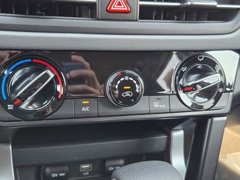 Certified 2026 Kia Seltos LX FWD image 27