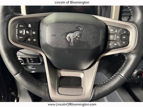 Used 2025 Ford Bronco Outer Banks AWD/4WD image 18