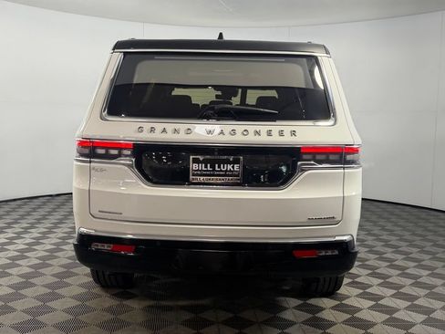Used 2023 Jeep Grand Wagoneer L Series III w/ HD Trailer Tow Package AWD/4WD image 7