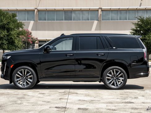 Used 2023 Cadillac Escalade Sport Platinum AWD/4WD image 7