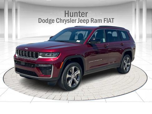 New 2026 Jeep Grand Cherokee L Limited w/ Luxury Tech Group II AWD/4WD image 1