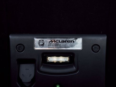 Used 2024 McLaren 750S Spider image 24