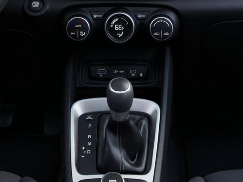 New 2026 Hyundai Venue SEL FWD image 16