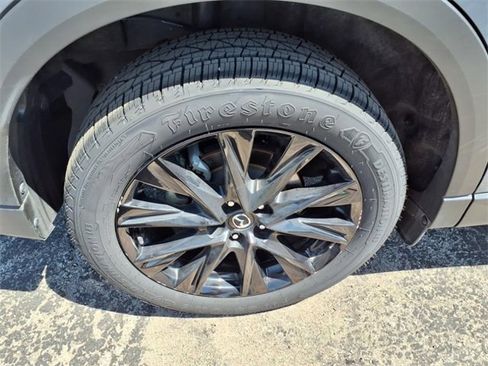 Used 2024 MAZDA CX-5 Carbon Edition image 35