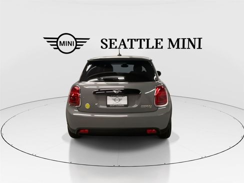 Certified 2023 MINI Cooper SE FWD image 9