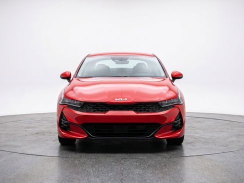 Used 2025 Kia K5 LXS FWD image 2