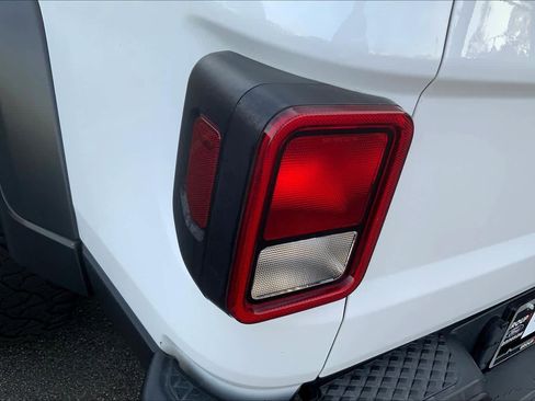 Used 2020 Jeep Gladiator Sport w/ Quick Order Package 24S image 26