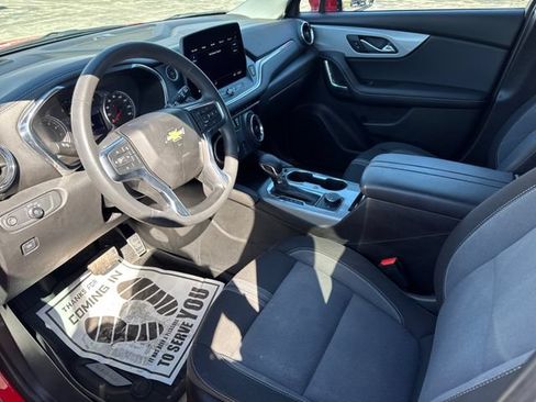 Used 2023 Chevrolet Blazer LT AWD/4WD image 9