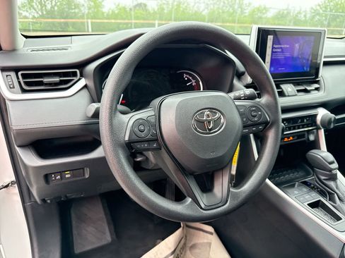 Certified 2025 Toyota RAV4 LE FWD image 11