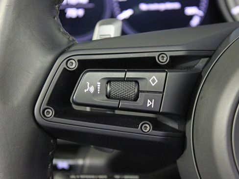 Used 2021 Porsche 911 Turbo image 28