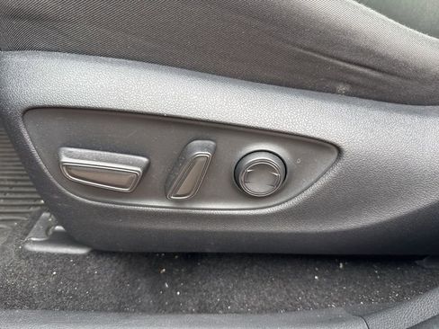 Used 2023 Toyota RAV4 XLE FWD image 25