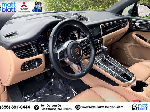 Used 2020 Porsche Macan w/ Premium Package Plus image 15