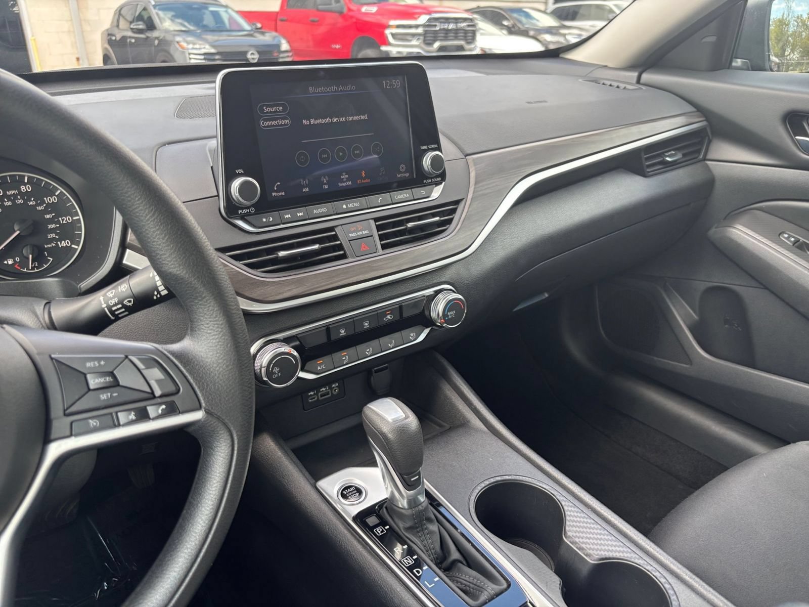 Used 2025 Nissan Altima 2.5 SV FWD image 16