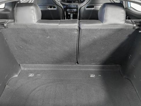 Used 2021 Hyundai Veloster N image 17