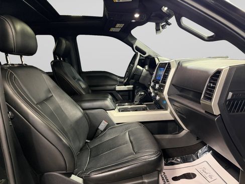 Used 2019 Ford F150 Lariat w/ Equipment Group 502A Luxury AWD/4WD image 23