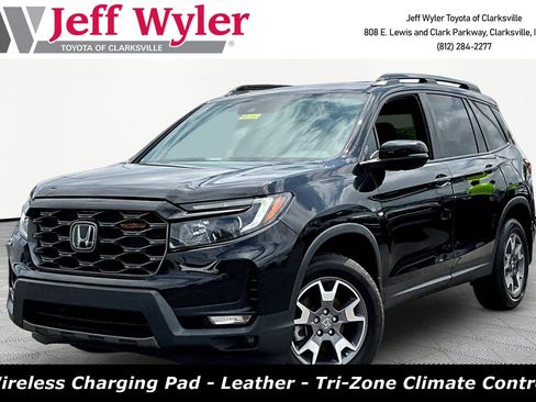 Used 2023 Honda Passport TrailSport image 1