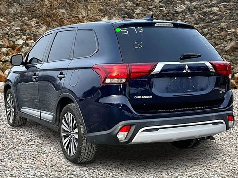 Used 2020 Mitsubishi Outlander ES image 10