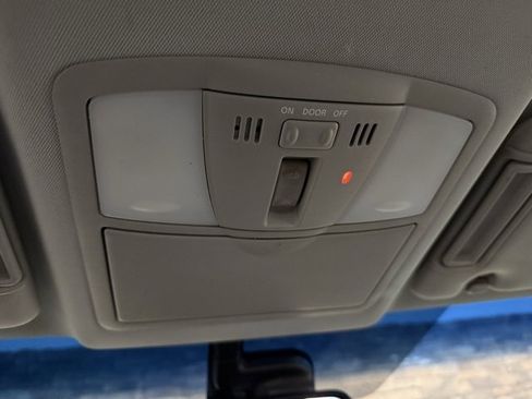 Used 2017 Nissan Armada SL w/ Technology Package image 26