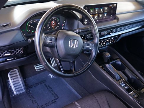 Used 2024 Honda Accord Sport image 10