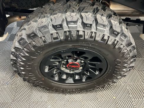 Used 2014 Toyota Tacoma 4x4 Double Cab w/ TRD Off-Road Package image 34