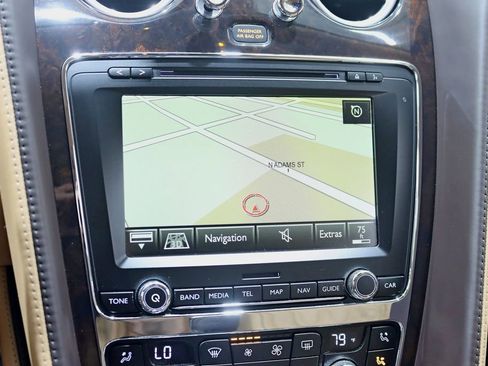 Used 2016 Bentley Flying Spur V8 AWD/4WD image 17