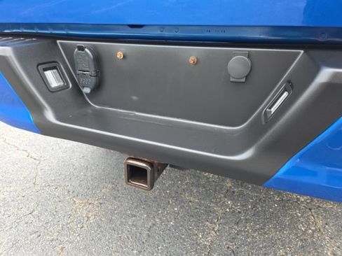 Used 2015 Ford F150 XL w/ Equipment Group 101A Mid AWD/4WD image 11