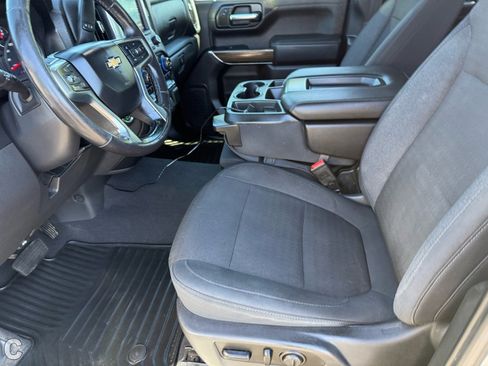 Used 2020 Chevrolet Silverado 1500 LT w/ All-Star Edition image 18