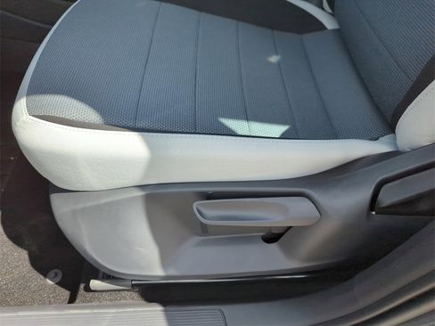 New 2025 Volkswagen Taos S image 27