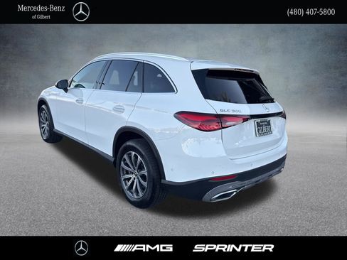 Used 2023 Mercedes-Benz GLC 300 GLC 300 image 3