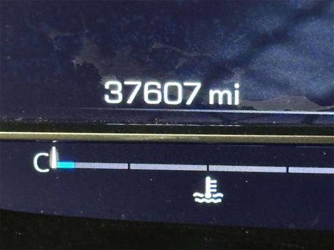 Used 2023 GMC Yukon Denali w/ Denali Reserve Package image 35