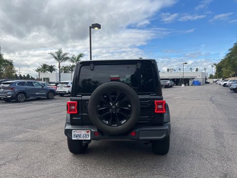 Used 2021 Jeep Wrangler Unlimited Sahara w/ Safety Group image 6